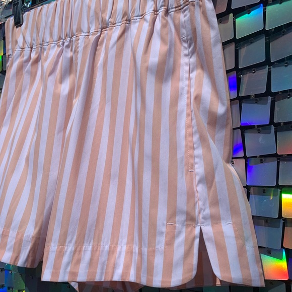 NWT All Year Round (AYR) The Staycation Short in Cherry Blossom Size XS - Picture 9 of 14